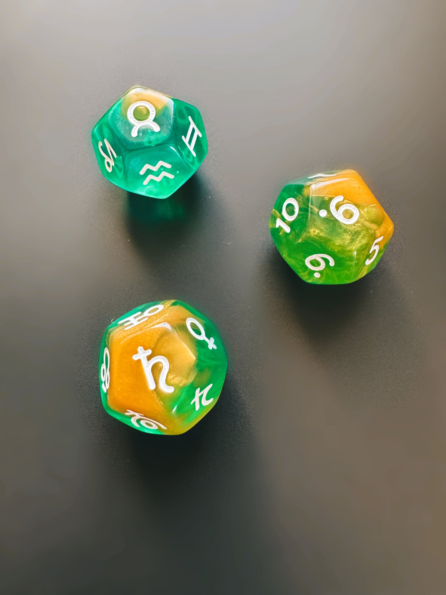 Divinations Würfel