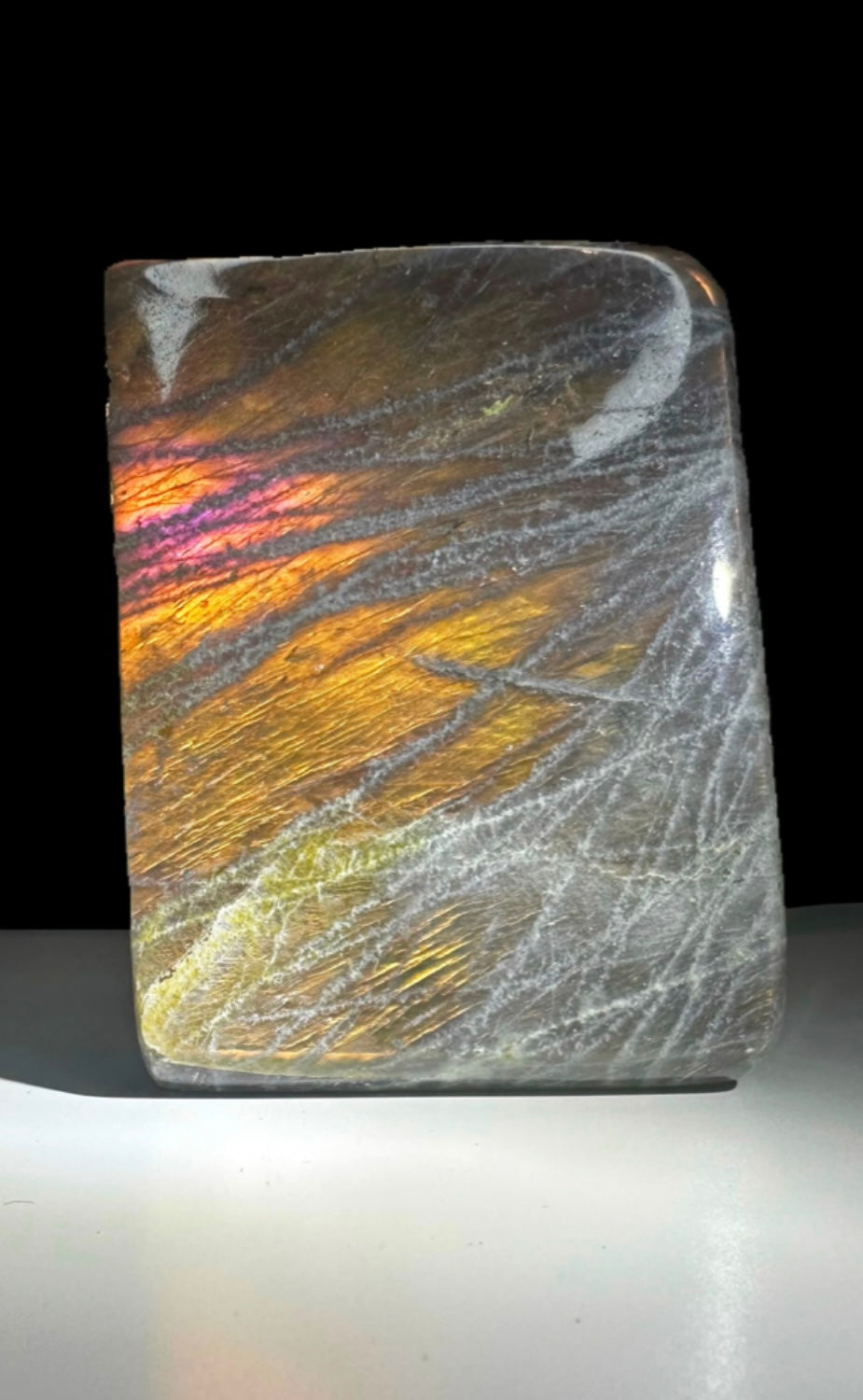 Labradorit 436g