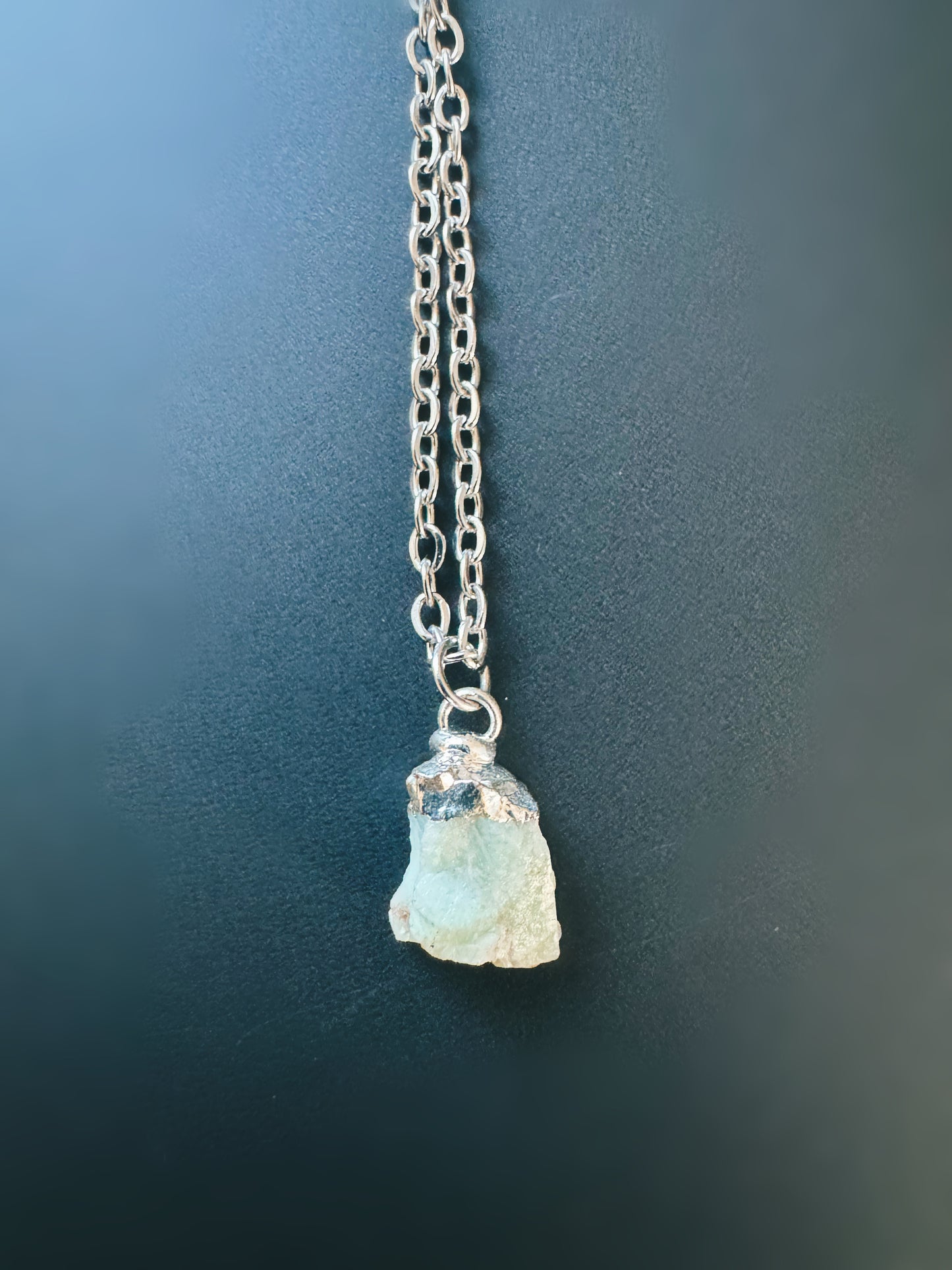 Smaragd Kette (roh, silber)