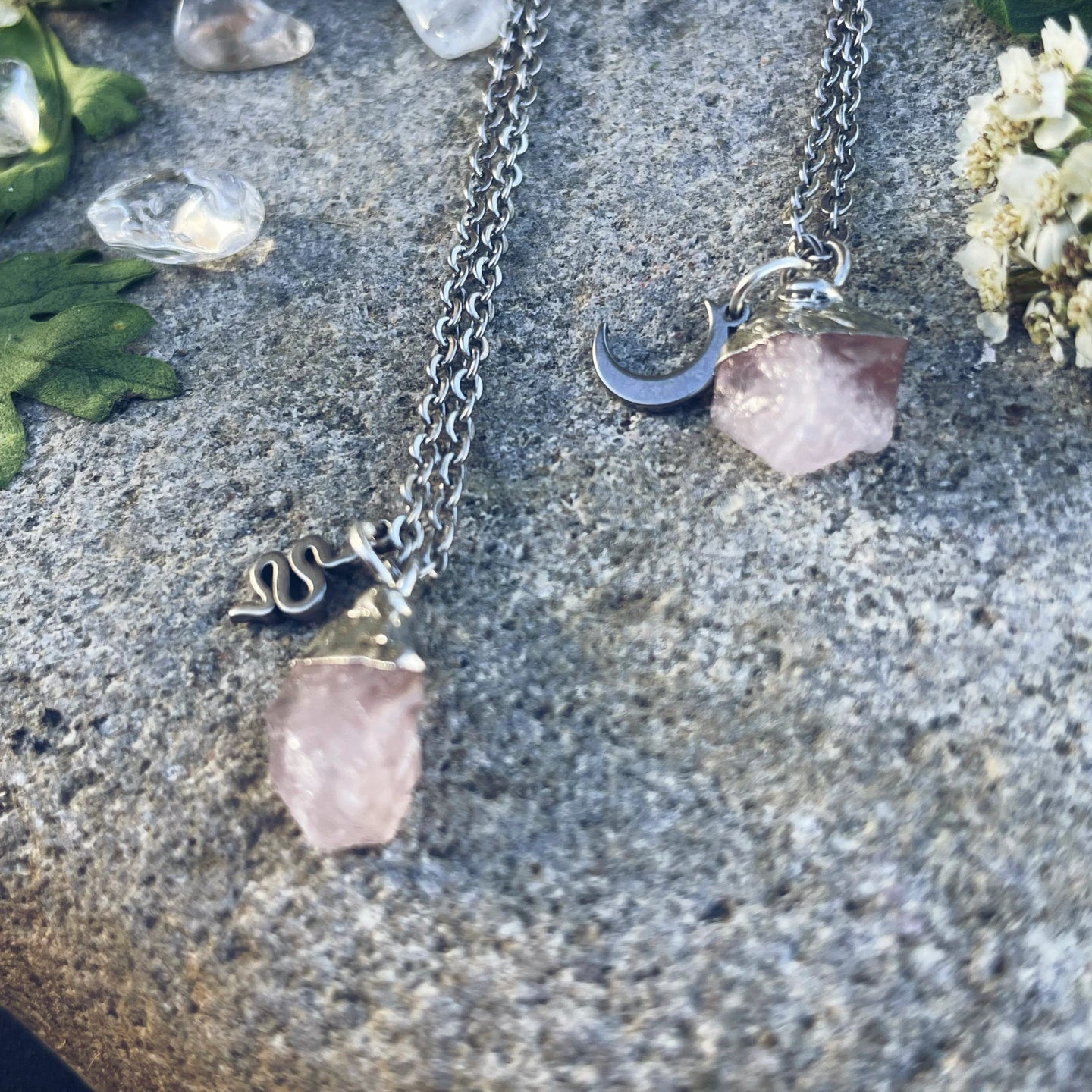 Rosenquarz Kette (roh, silber)