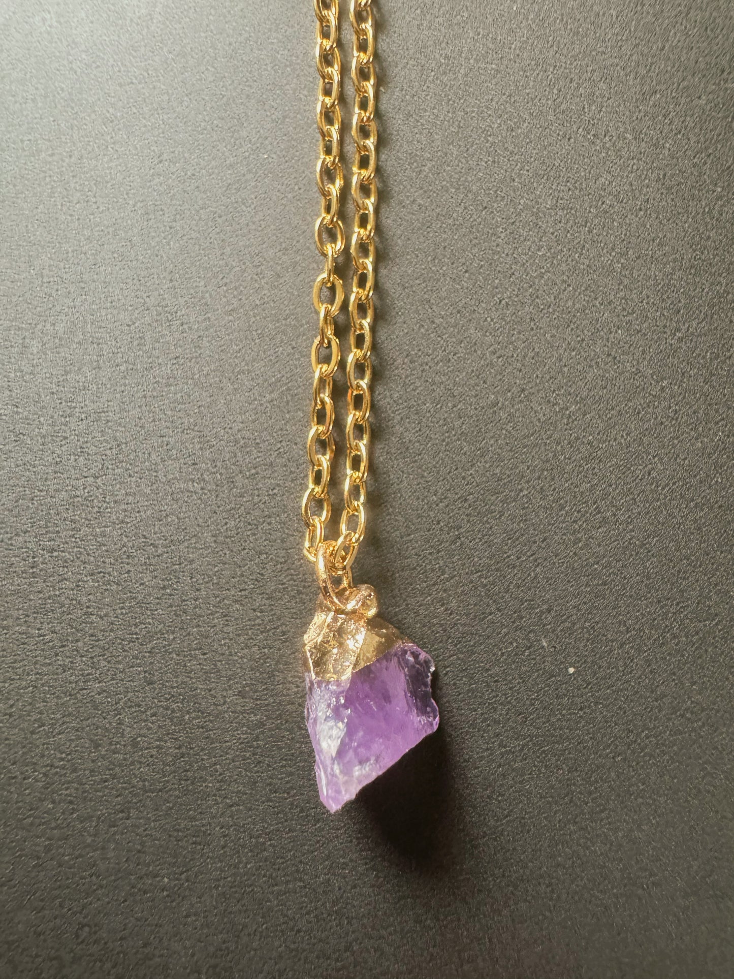Amethyst Kette (roh, gold)