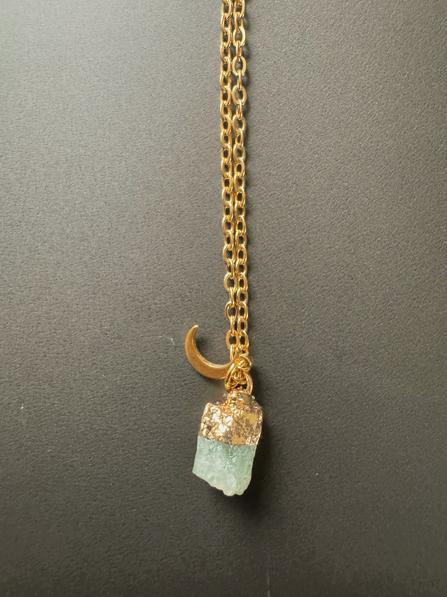 Grüner Fluorit Kette (roh, gold)