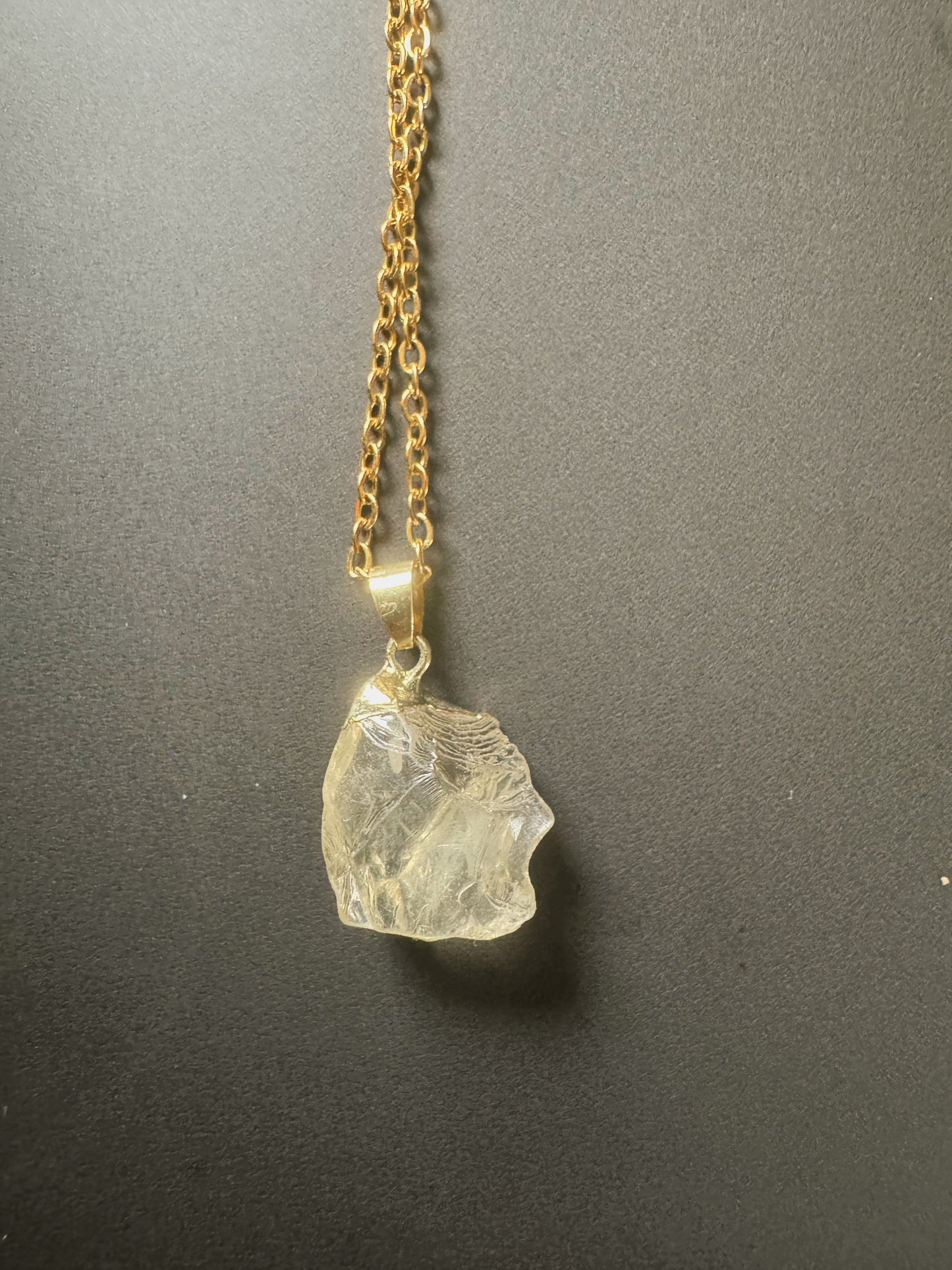 Lemonquarz (roh, gold)