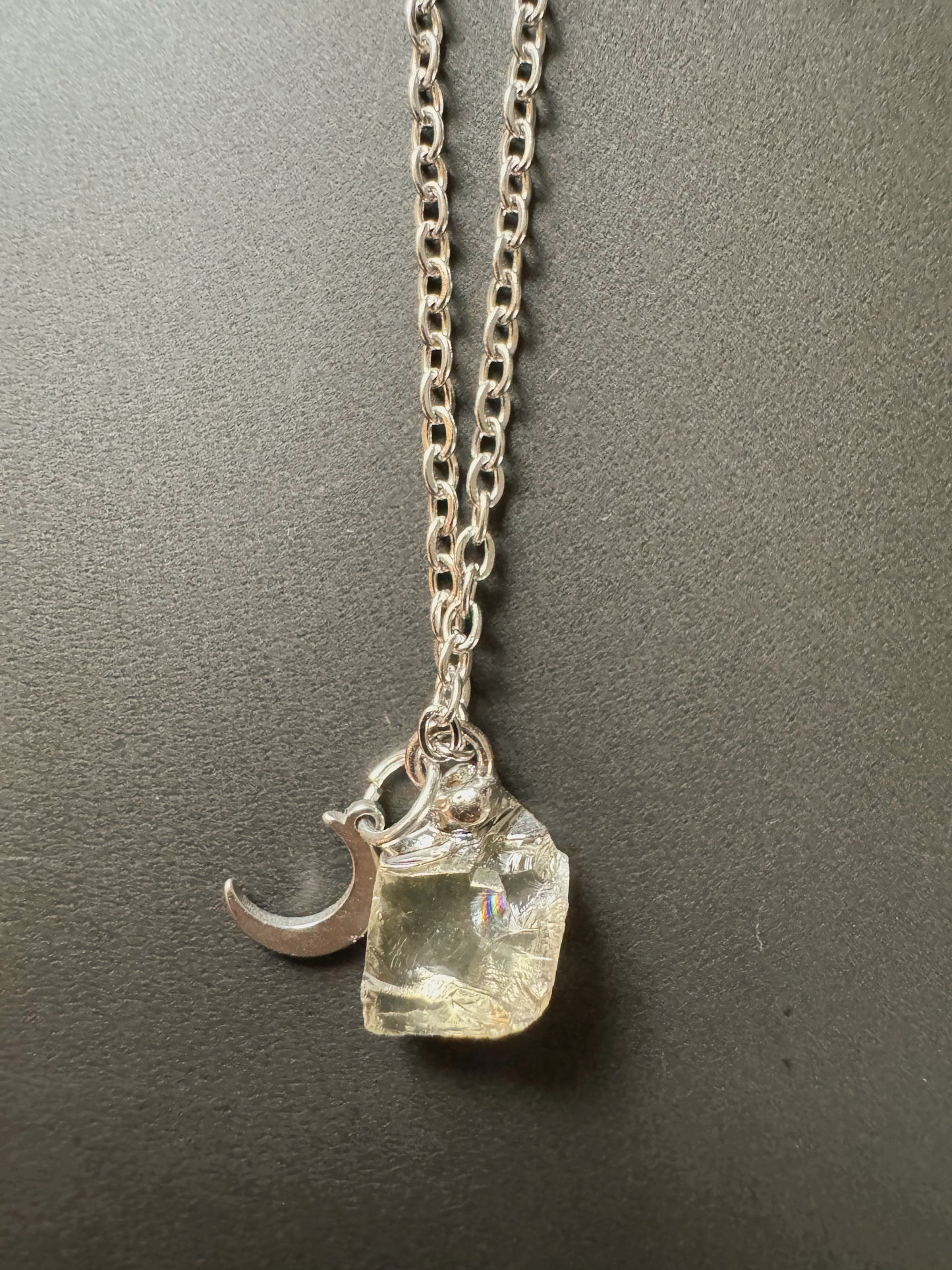 Lemonquarz (roh, silber)