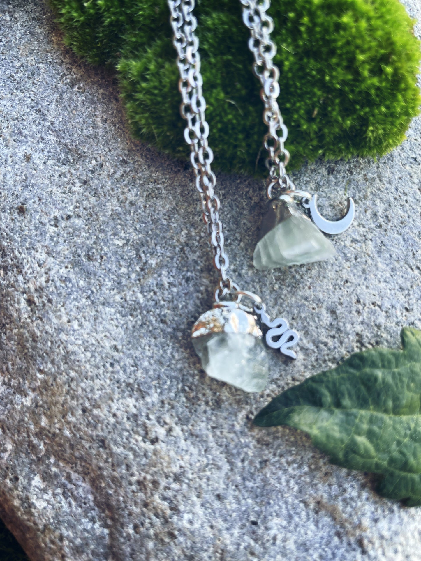 Grüner Fluorit Kette (roh,silber)