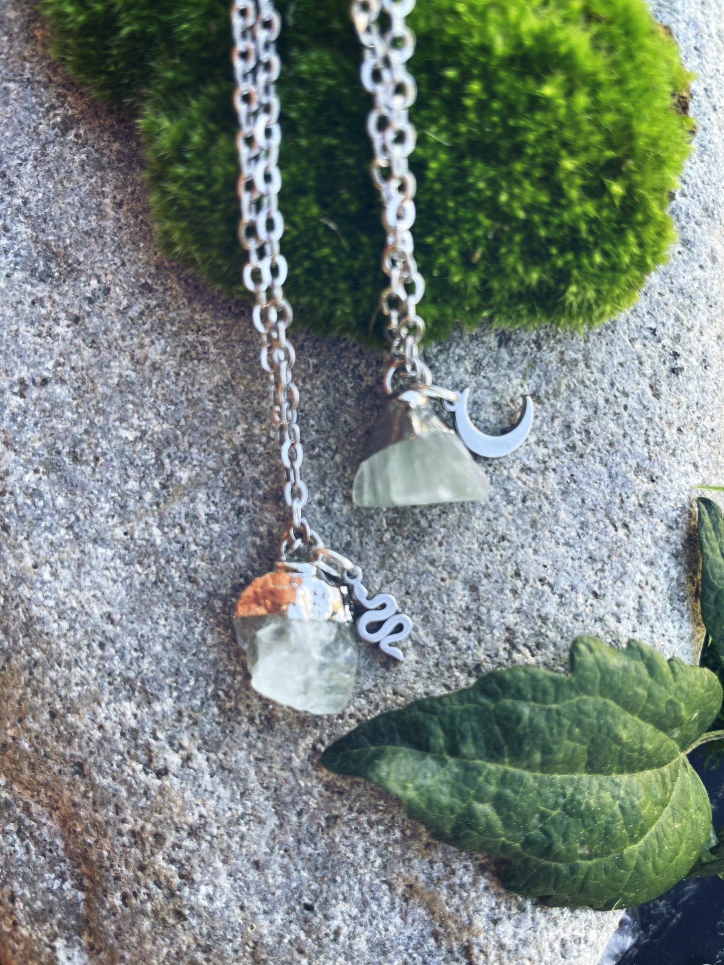 Grüner Fluorit Kette (roh,silber)