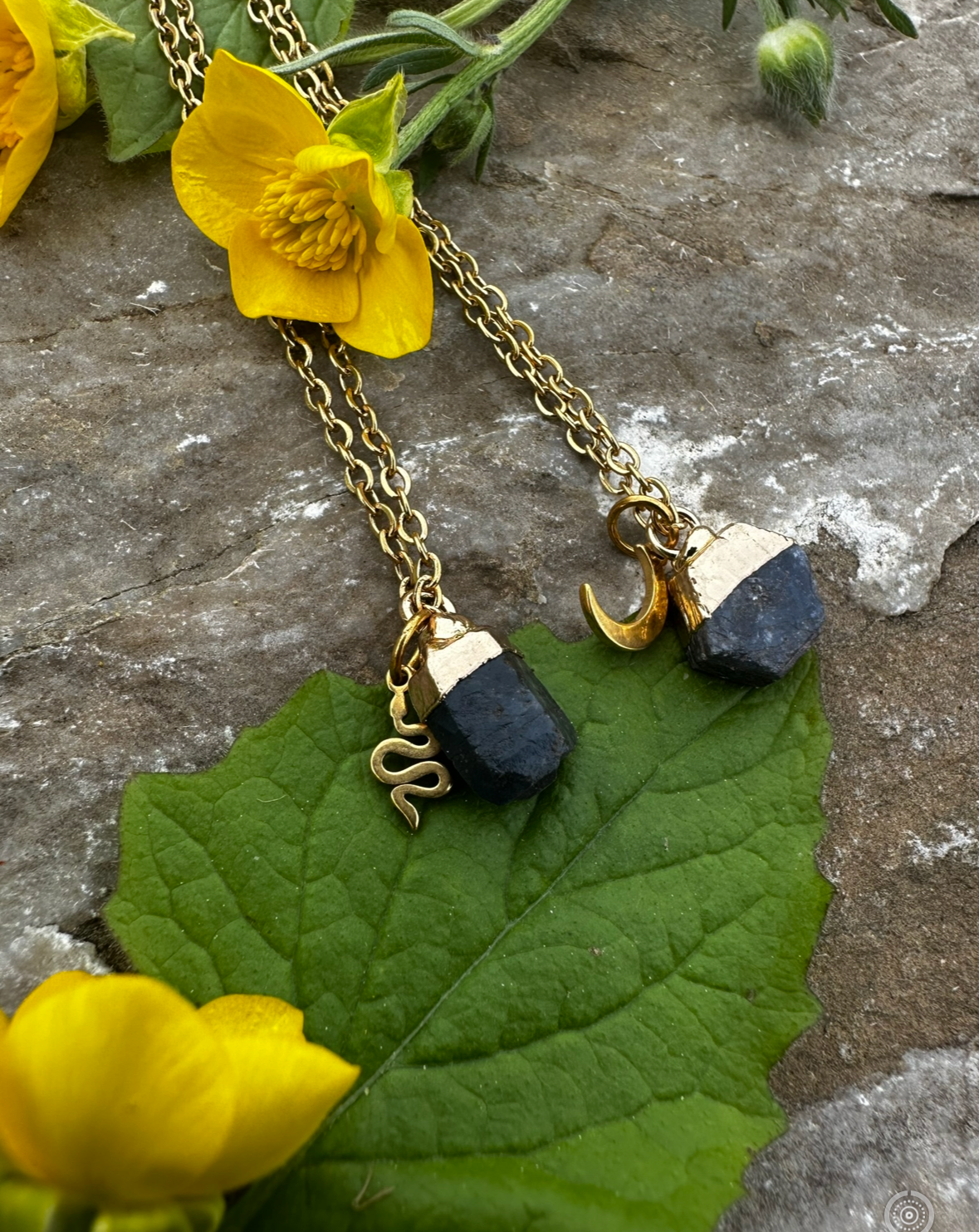 Saphir Kette (roh, gold)