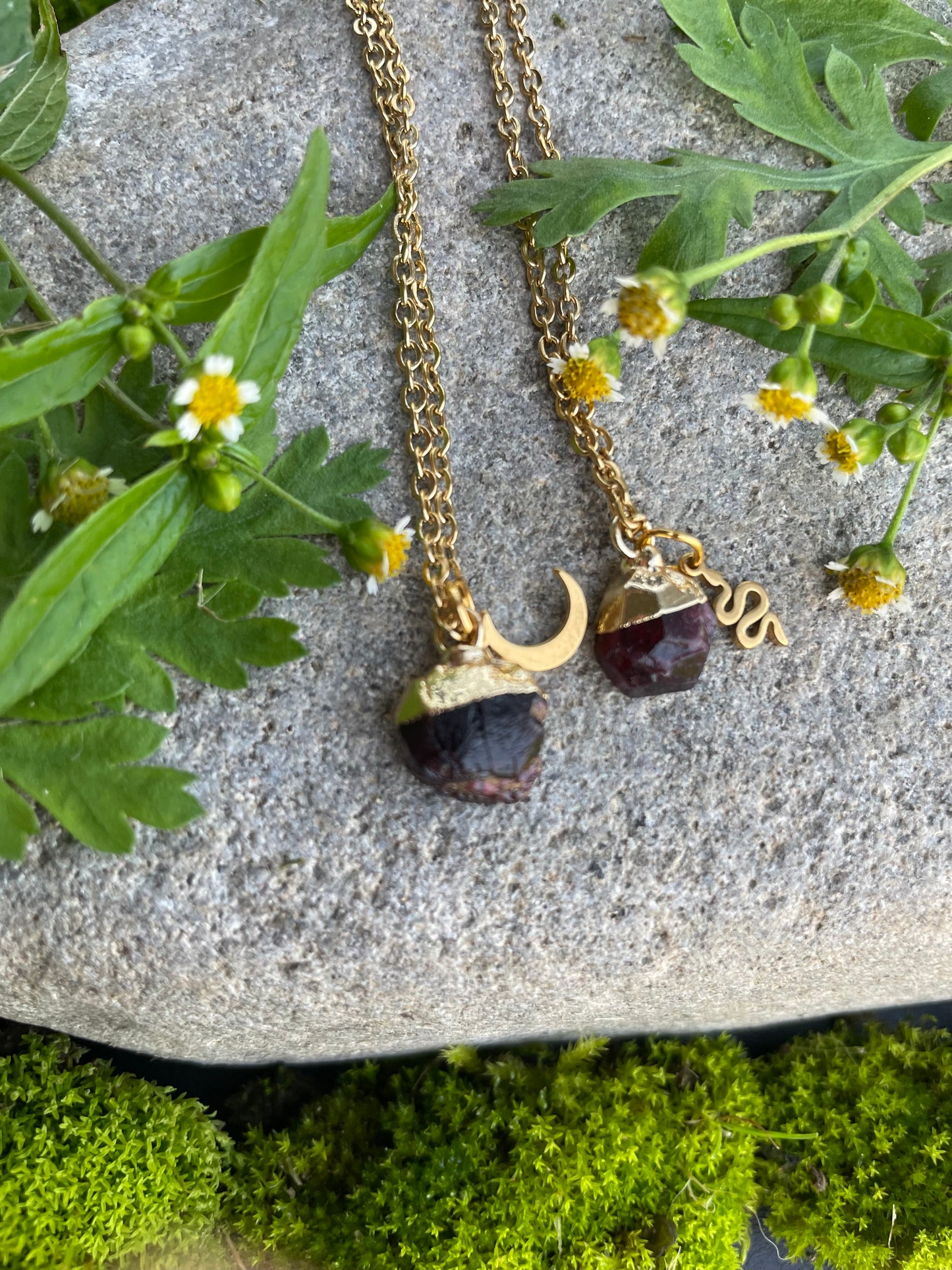 Granat Kette (roh, gold)