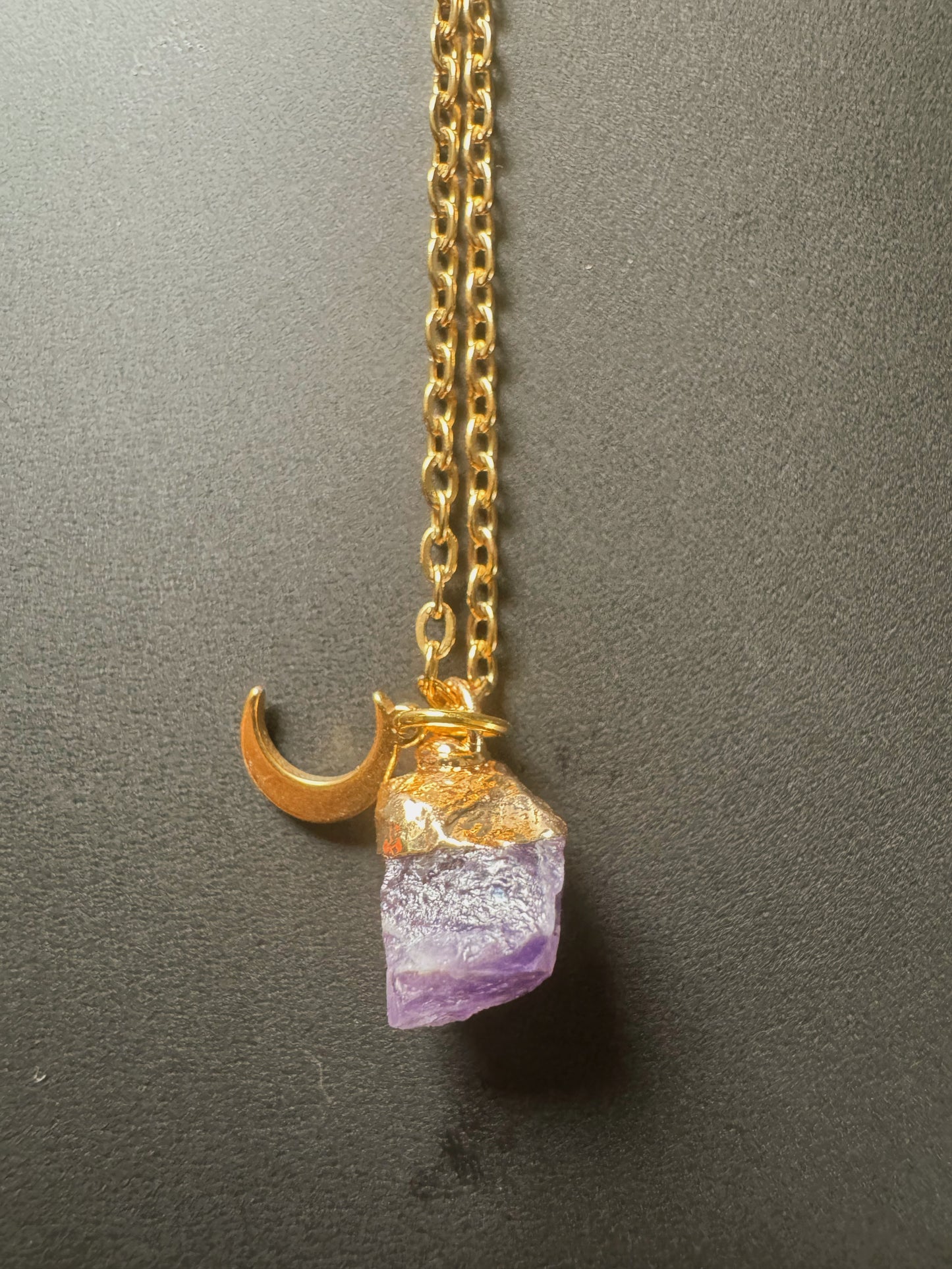 Amethyst Kette (roh, gold)