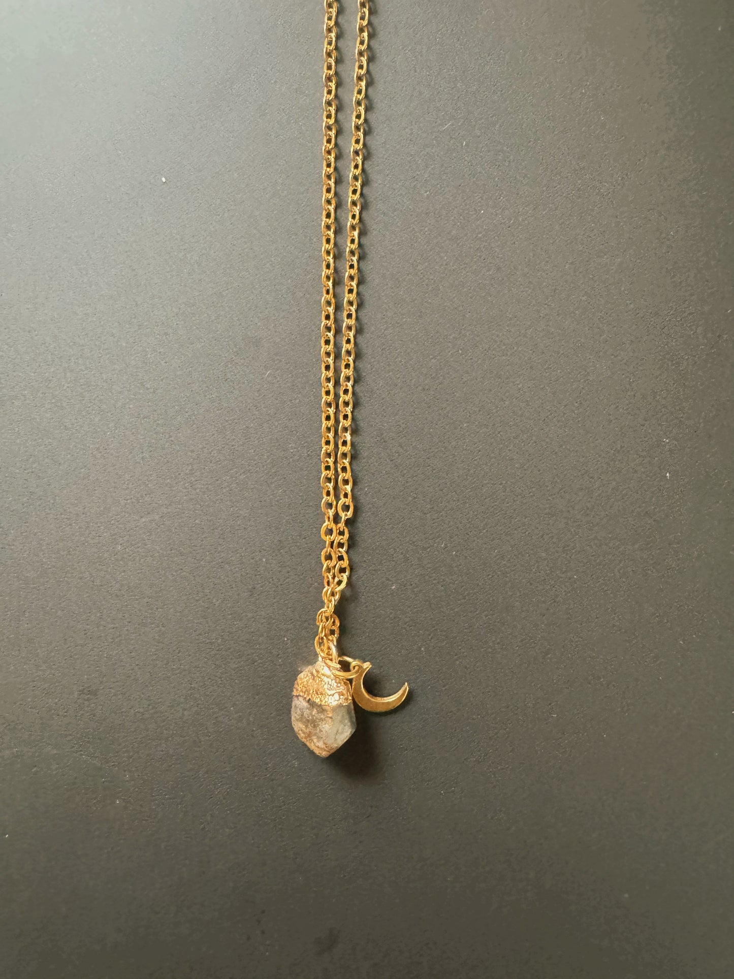 Saphir Kette (roh, gold)